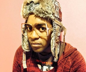 iFani dumps his record label!