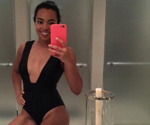 Steamy celebrity bathroom selfies