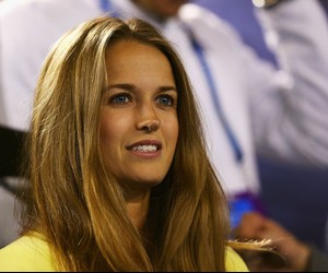 The Secret to Kim Sears' Hair!