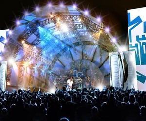 Win tickets to Castle Lite's Extra Cold Music concert