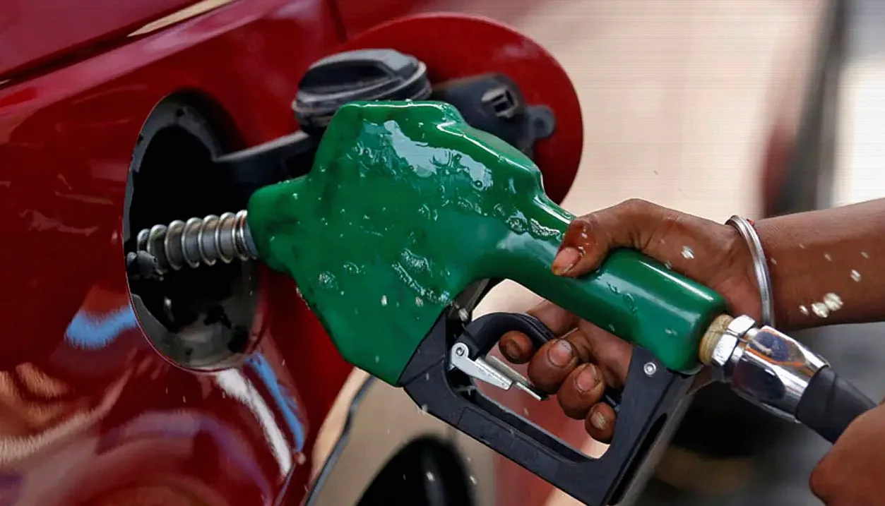 Dangote-linked MRS station cuts Abuja fuel pump price by N76 per litre