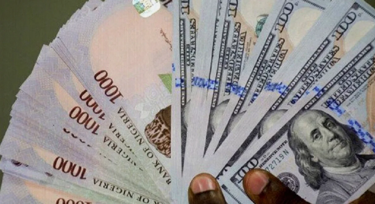 Nigeria’s FX reserves hit 17-year high at .03bn despite naira slide