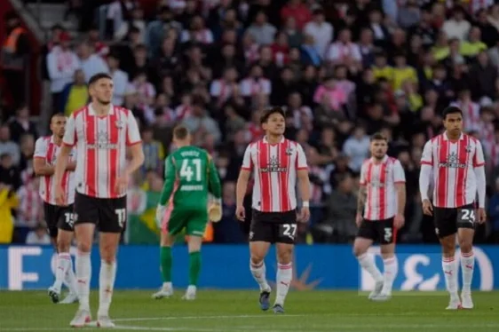 Southampton Out of Championship Playoffs After EFL Spying Rule Breaches