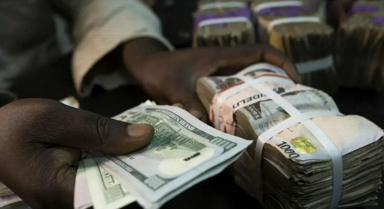 Naira Strengthens to 1,374.91 per Dollar as Week Begins on a Positive Note
