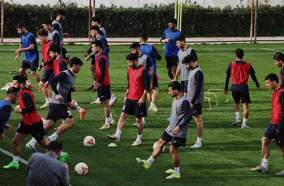 Iranian World Cup players file US visa applications in Ankara, Turkey