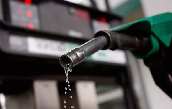 Dangote-linked fuel market tightens as stations lift petrol prices again