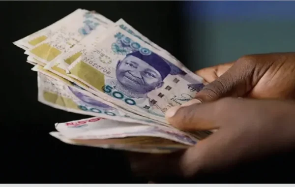 Naira Weakens Again to 1,366.71 per Dollar in Third Straight Slide