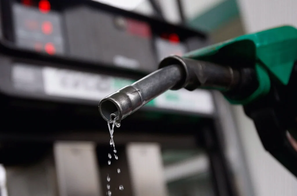 Middle East Tensions Lift Brent and WTI by Over 4% Toward $90