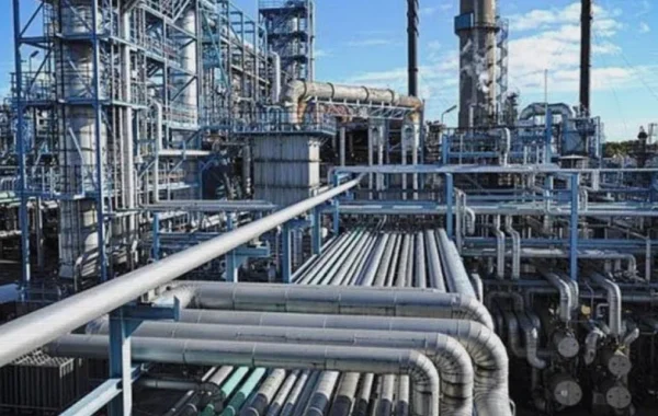 Nigeria’s fuel retailers urge restart of Port Harcourt and state refineries to cut prices