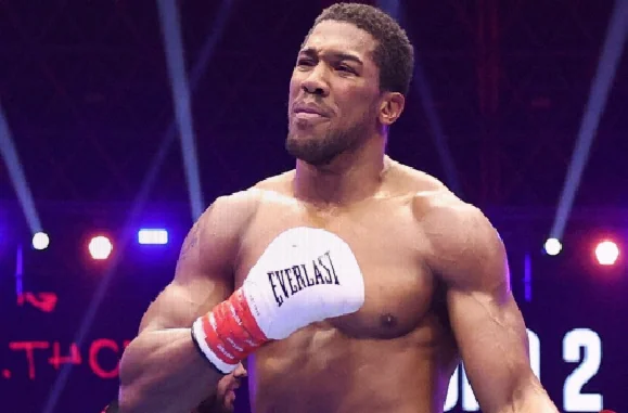 Joshua Stops Prenga in Round Two After Early Knockdown Scare in Jeddah