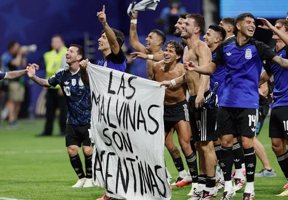 Downing Street Backs Kyle as Argentina Falklands Flag Sparks FIFA Probe