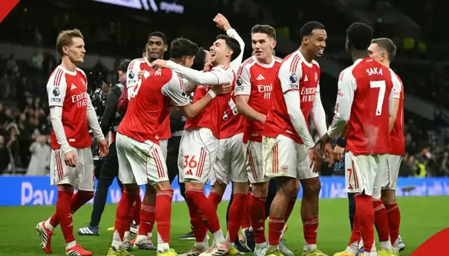 Arsenal Cruise Past Man City 3-0 to Lift Community Shield