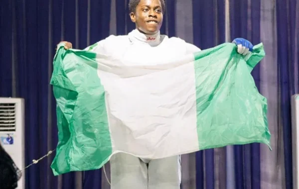 Teen Fencer Esiovwa-Thompson Wins Nigeria’s First Commonwealth Gold
