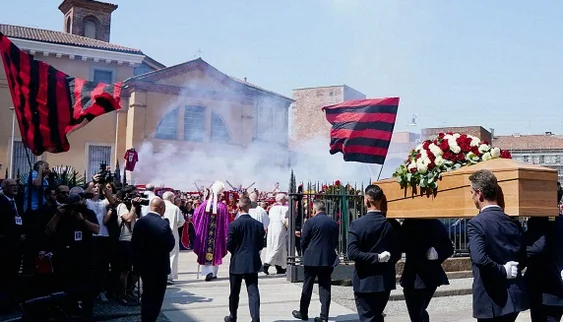 Milan Bids Farewell to Club Icon Franco Baresi as Thousands Attend Funeral