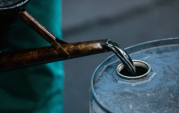 Oil Prices Slip as Possible Venezuela OPEC Exit Rattles Market