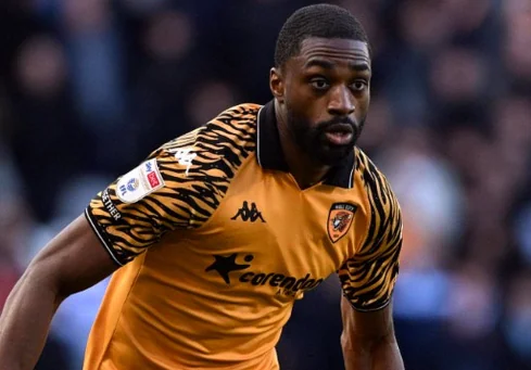 Ajayi Scores and Wins MOTM as Hull City Shock Manchester United 2-0