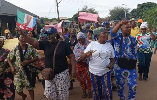 Isaga Orile APC Leaders Back Tinubu, Yayi and Tella at Rally