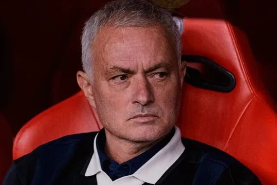 Mourinho Begins Second Real Madrid Spell After Private Club Ceremony