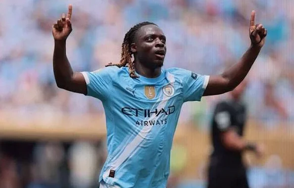 Jeremy Doku Commits Future to Manchester City in New Long-Term Deal