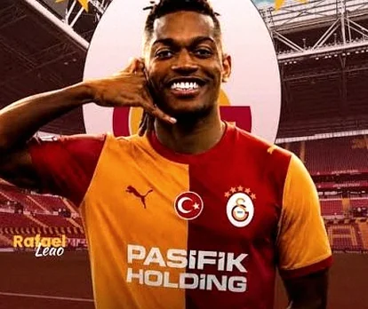 AC Milan Agree €45m Leao Sale as Galatasaray and Villa Vie for Winger