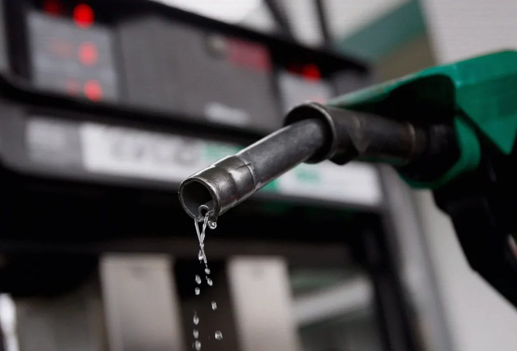 NNPCL Cuts Petrol Price by N36 to N1,299 per Litre in Abuja