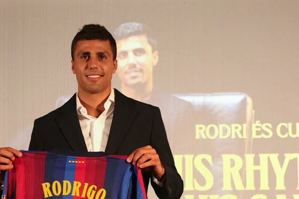 Rodri targets fresh start at Barcelona after completing City transfer