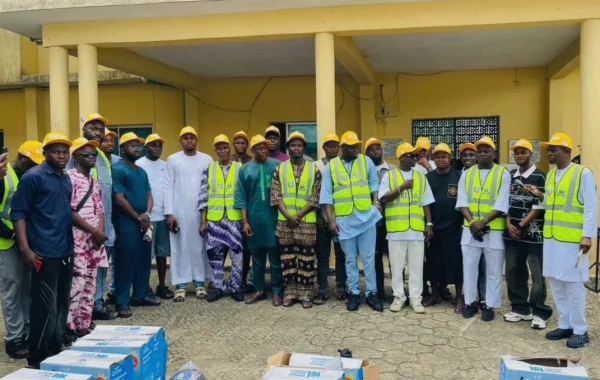 YM4YAYI Distributes Farm Equipment, Safety Helmets Across Ogun Waterside