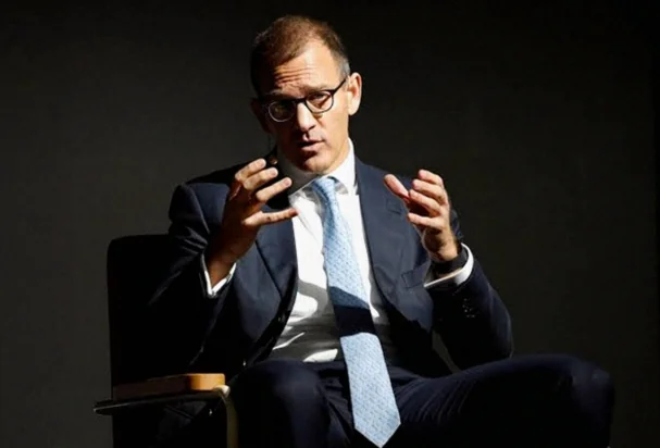 Kretinsky Secures Largest West Ham Stake as Staveley Investment Ends