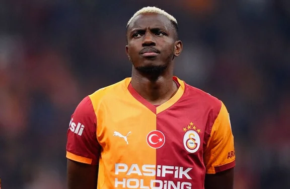 Osimhen Forced Off After Scoring for Galatasaray Against Basaksehir