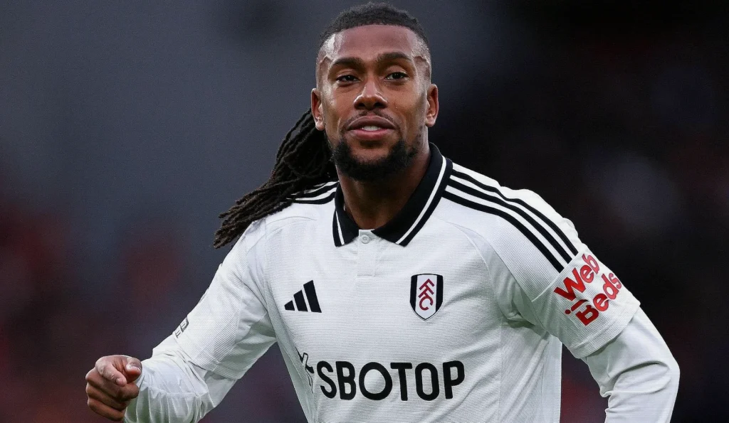 Iwobi Joins Elite Group with 100 Premier League Appearances for Three Clubs