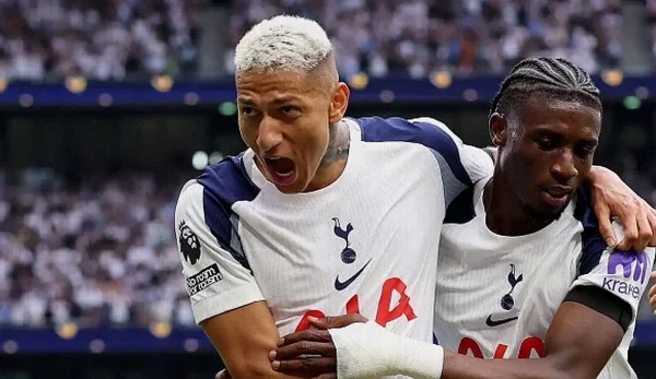 De Zerbi Denies Responsibility for Richarlison’s Tottenham Squad Omission