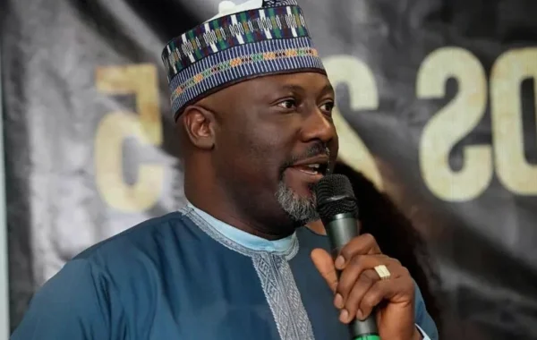 Melaye Mocks Tinubu Over ‘Governor’ Remark at APC Campaign Event