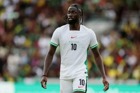De Boer Urges Patience With Ajax Loanee Arokodare