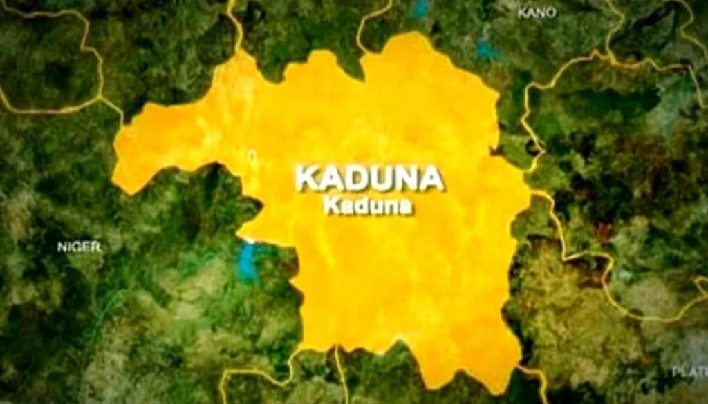 Kaduna Youths Protest as APC Campaign Convoy Passes
