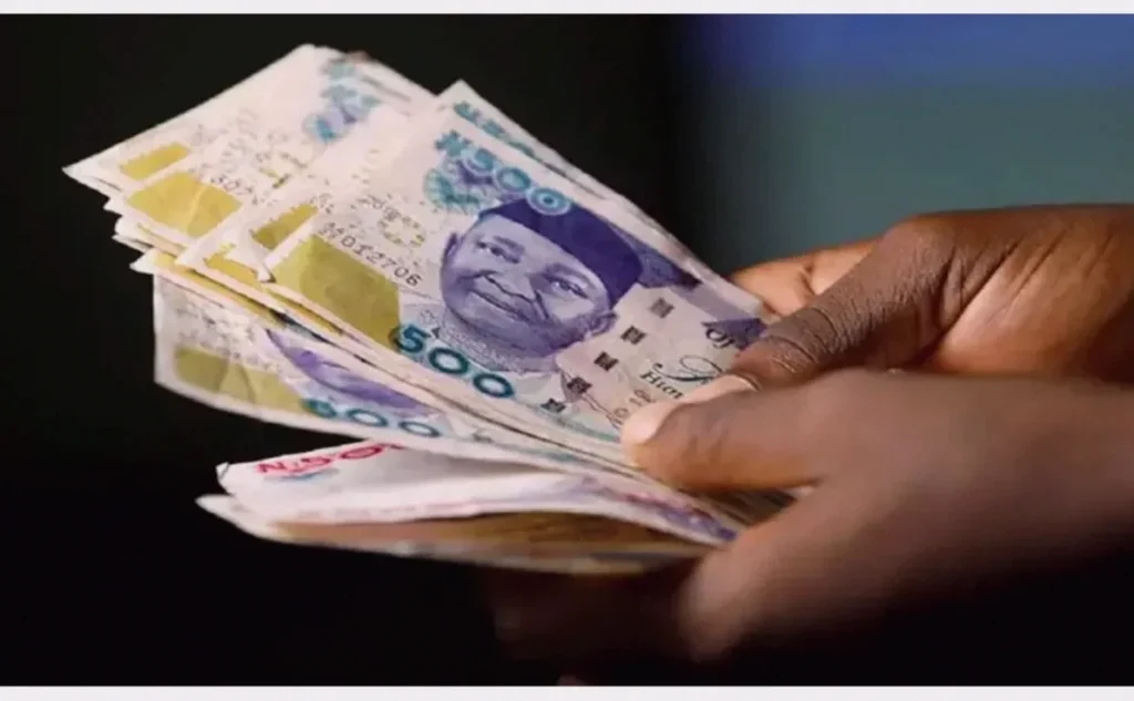 Naira Slips at Official FX Window as Reserves Stay Above $55 Billion