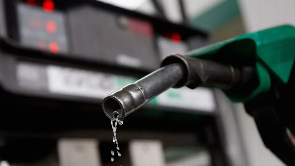 NNPCL Petrol Prices Stay Above Proposed N1,350/Litre Rate in Abuja