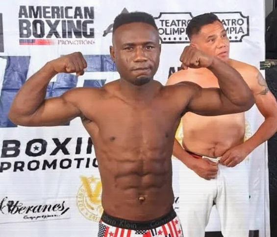 Oyekola Set for November 28 Clash with Anacona in Cancun