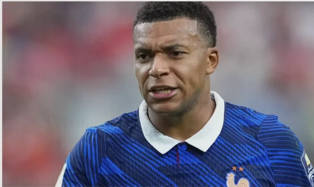 Mbappe Becomes Youngest Player to Reach 100 Champions League Games