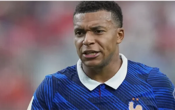 Mbappe Becomes Youngest Player to Reach 100 Champions League Games
