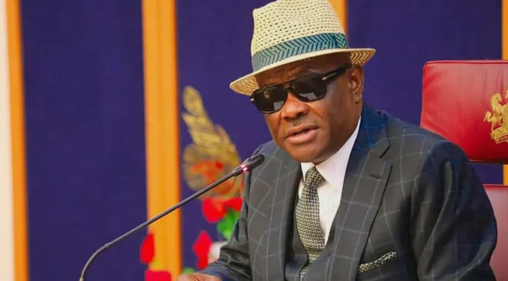 Wike Dismisses Peter Obi’s Presidential Credentials at Rivers Town Hall