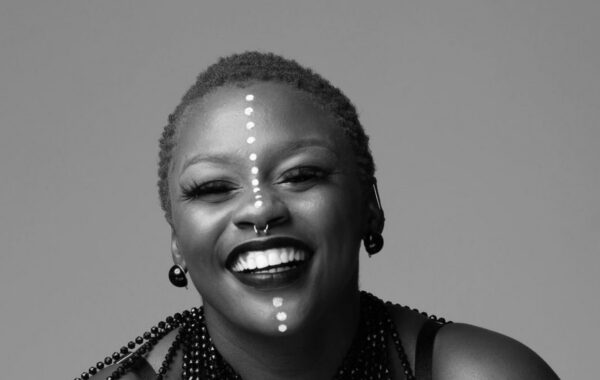 Amanda Black Goes Bald