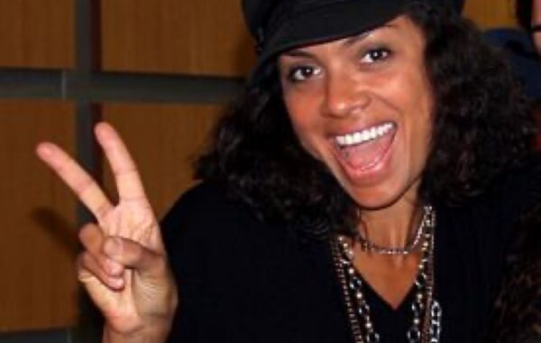 Amel Larrieux also coming to JHB