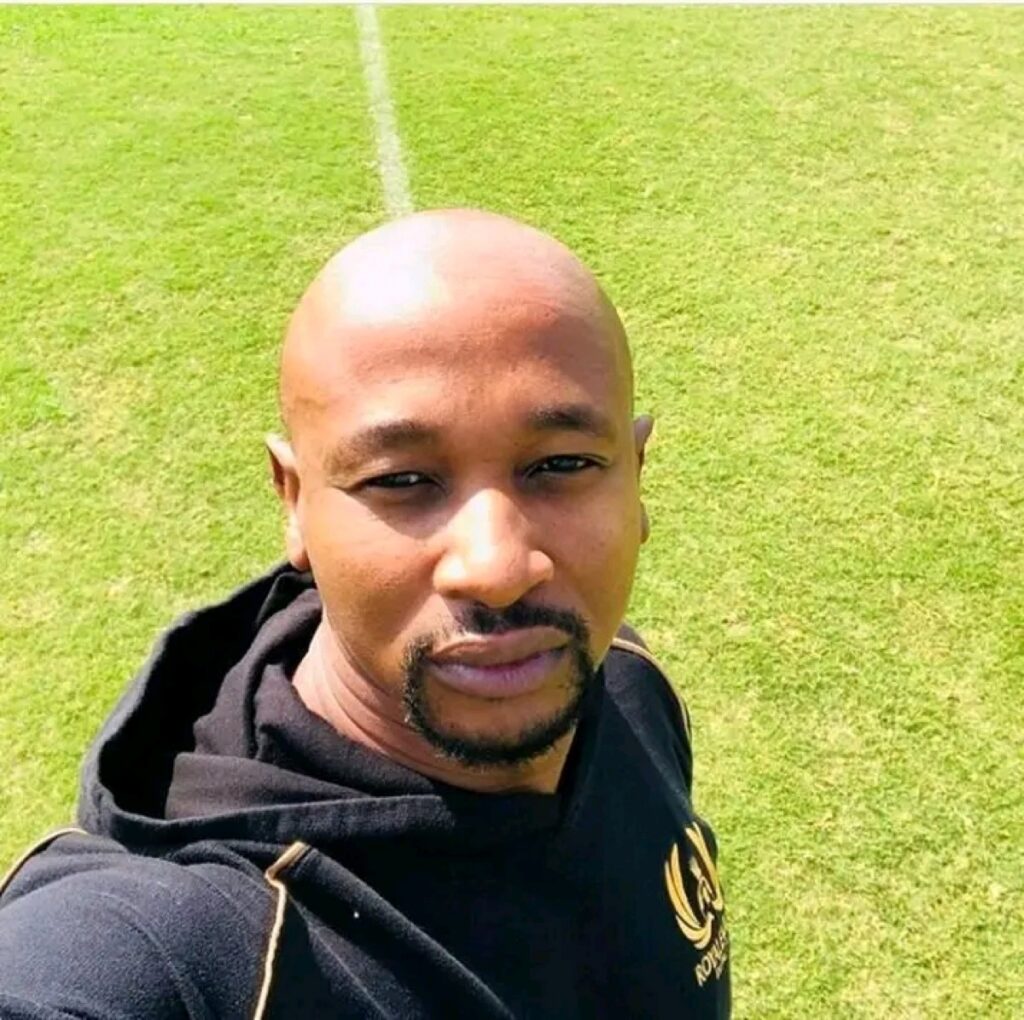 Andile Mxakaza & his lady