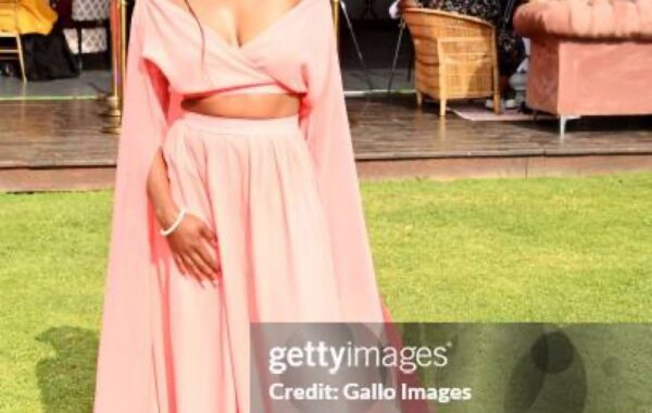 Ayanda Jiya releases Go Go Girl video