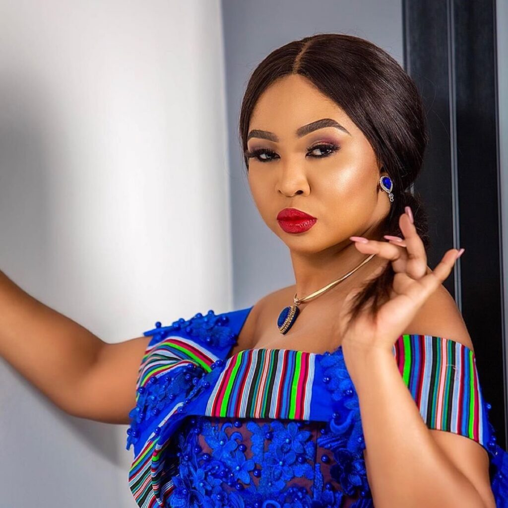 Ayanda Wins Over The World
