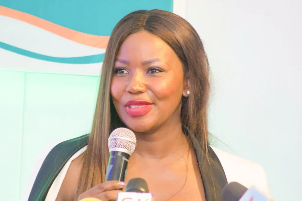 Carol Tshabalala Finally Shows Off Her Bae