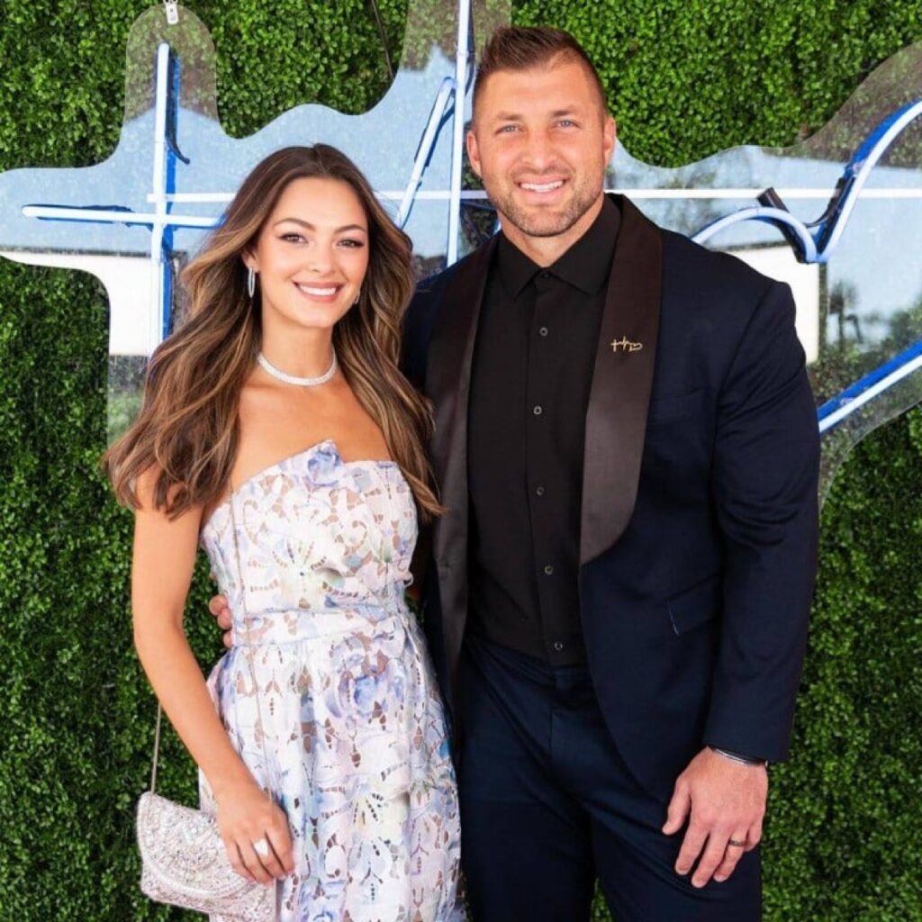 Pics: Demi-Leigh’s massive engagement ring