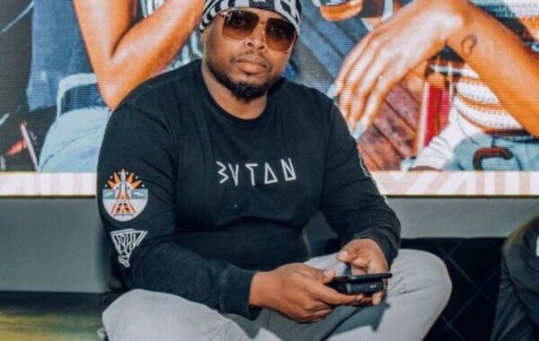Did Anele Just Make Fun Of DJ Dimplez?