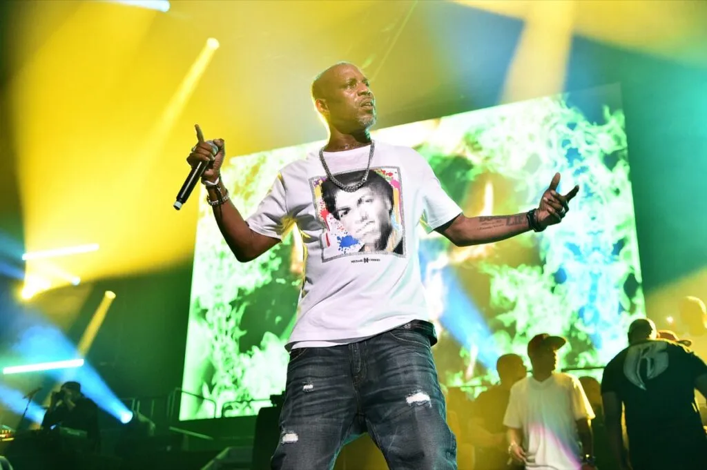DMX caught freaking out on roller coaster ride