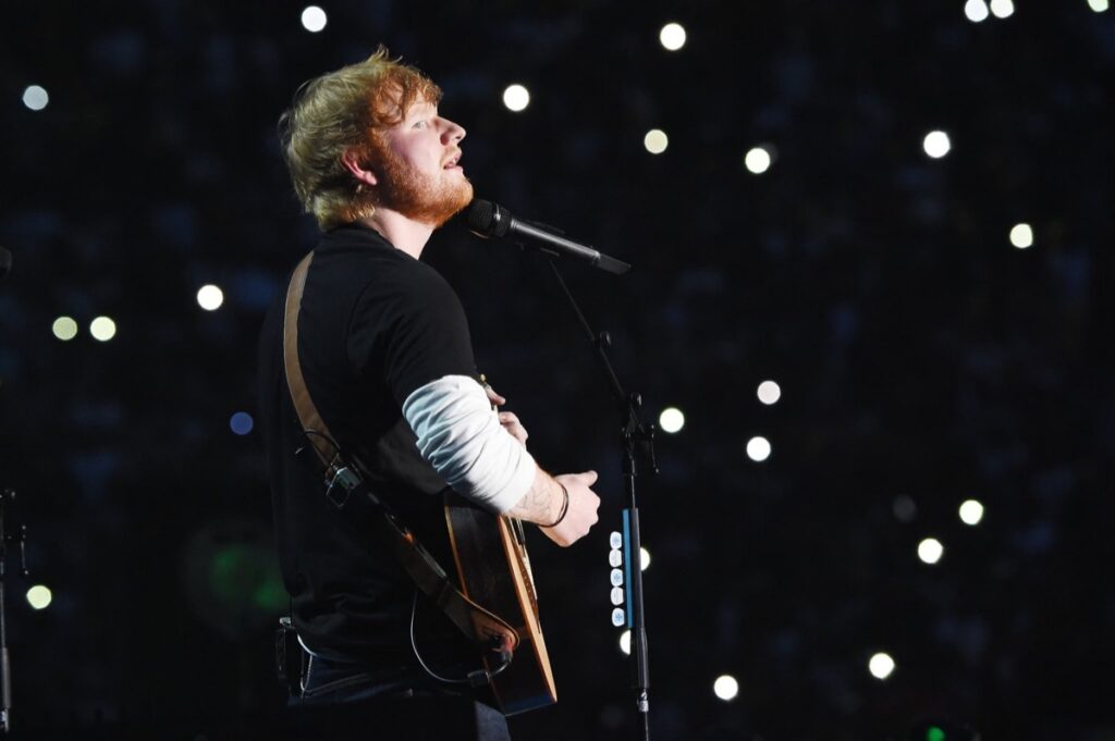 ZAlebs EMA14 red carpet: Ed Sheeran